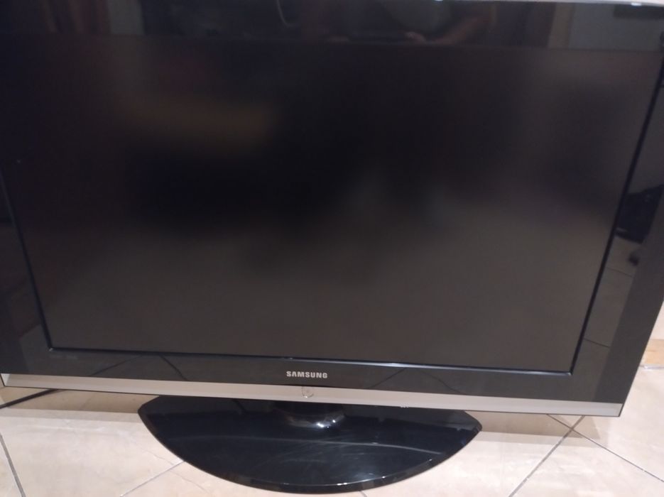 Vând televizor plasmă Samsung