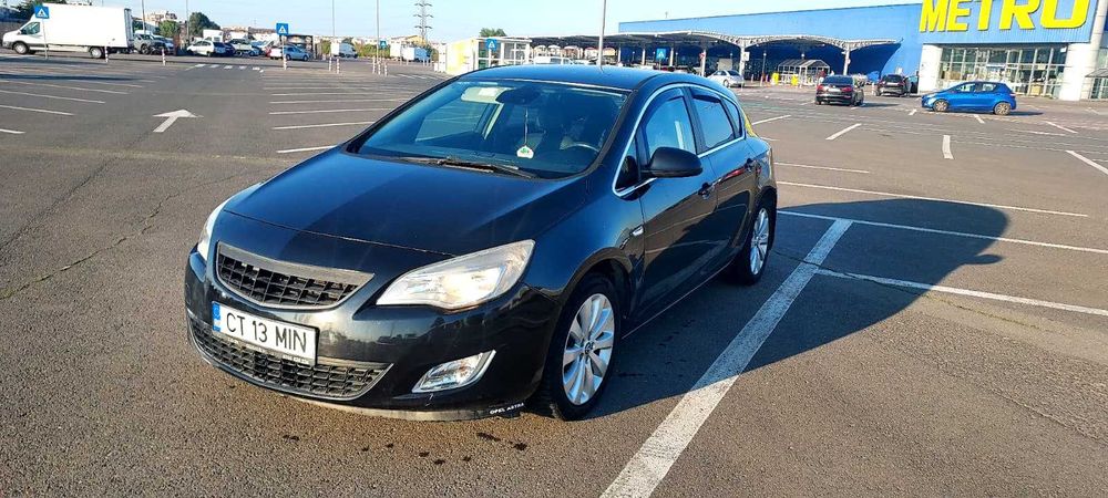 Opel Astra J 2012 1.6 benzina automat - sunt al doilea proprietar