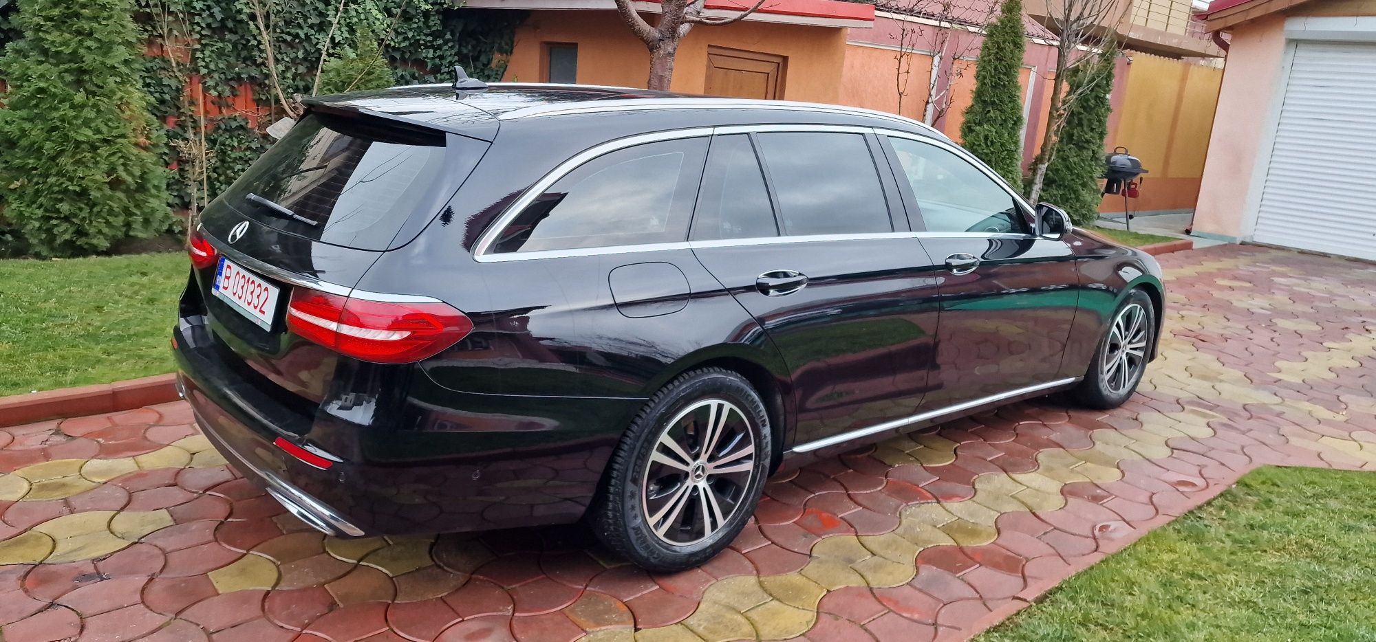 Mercedes e w213 avangard