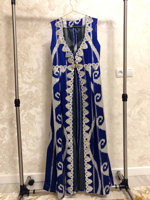 Kelin uchun adrasli chopon