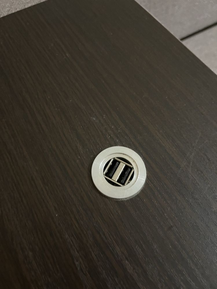 Диван с usb портами