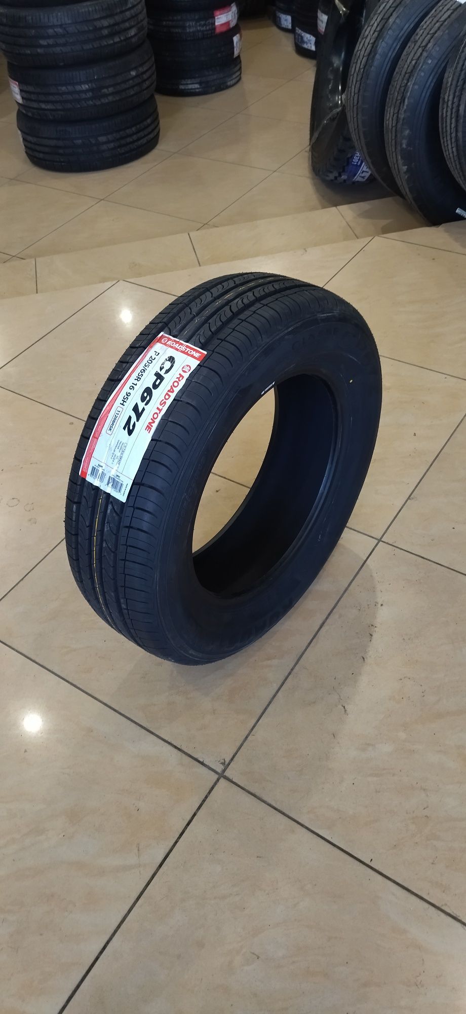 205/65R16 CP672 ROADSTONE