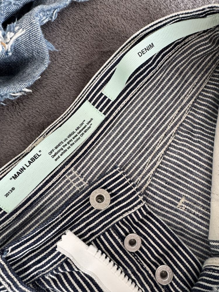 Дънкови къси панталони Off-white и Pinko Jeans