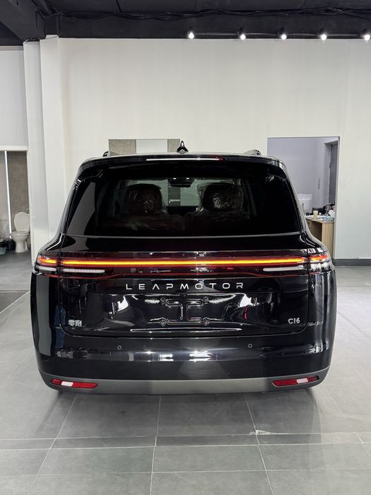 Leapmotor C16 280  restyling hybrid