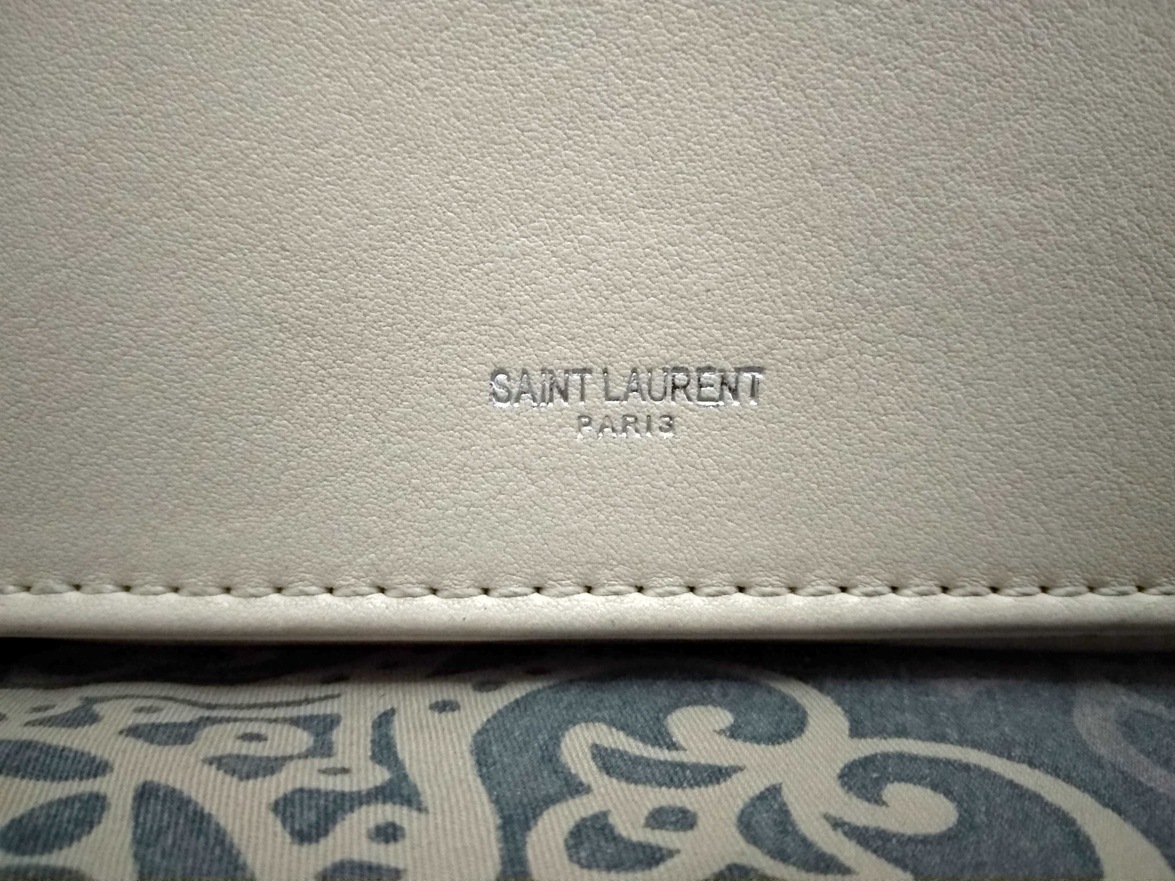 Женская сумка Saint Laurent.
