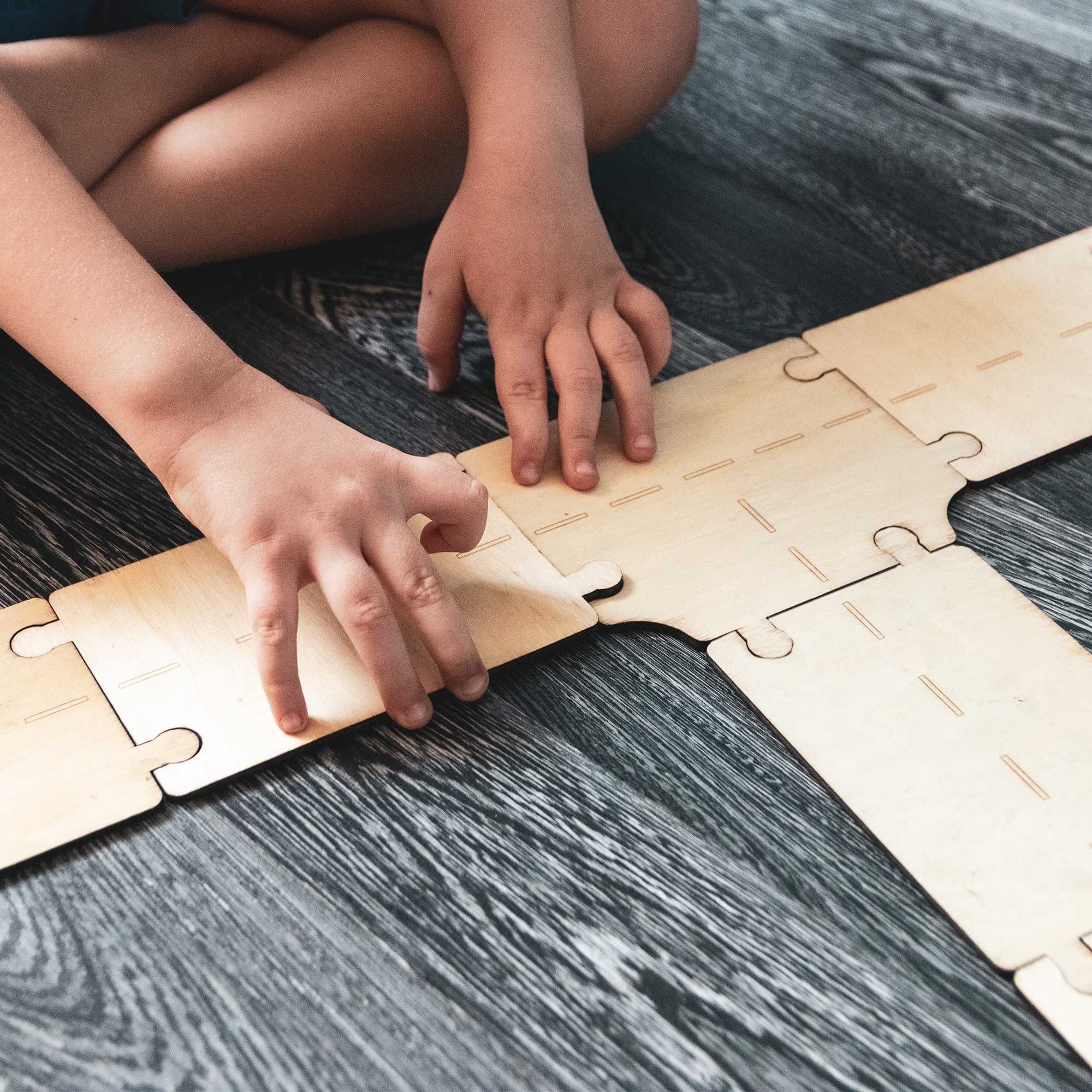 Puzzle drum din lemn – joc educativ și modular pentru copii