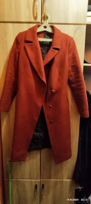 Пальто осеннее - весеннее