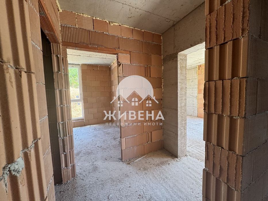 Продавам нов 2-стаен апартамент, преди Акт 15, м-т Пчелина