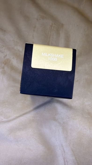 fondul de ten lichid Huda Beauty #FauxFilter Luminous Matte