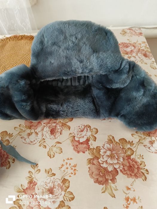 Шапка-ушанка из шерсти и овчины