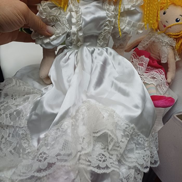 Papusi set 2+1 gratis printesa Germania