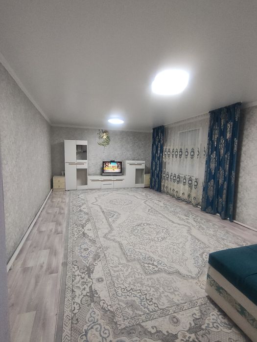 Времянка возле арки в Ынтымак