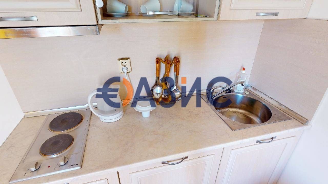 Продава се Двустаен апартамент в к.к. Слънчев бряг - 61 кв.м за 1000 €/кв.м - Снимка #7