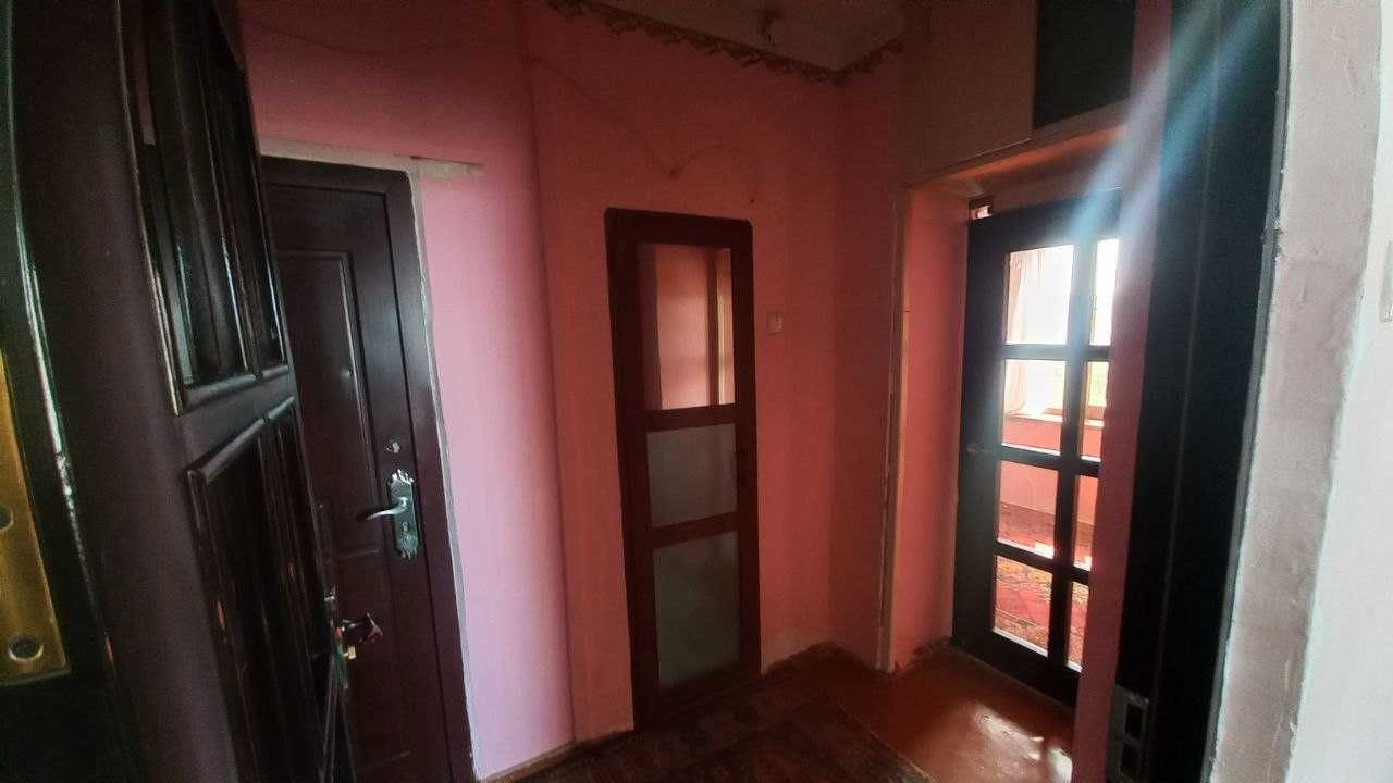 Sogdiana Nodirabegimda 9 etajli domda 1 xonalik kvartira
