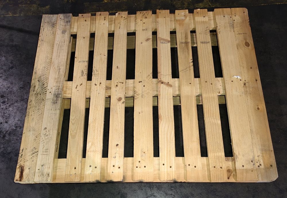Дървени палети 130х110см.