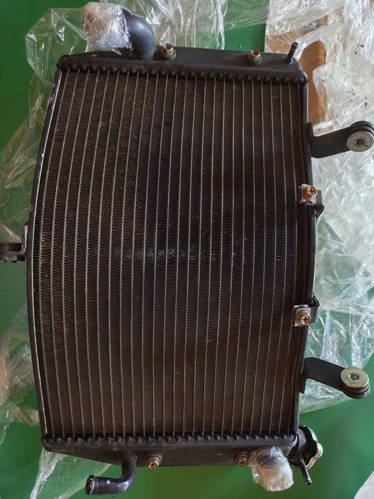 Radiator Yamaha R1 2004-2006 RN12 Yzf -R1
