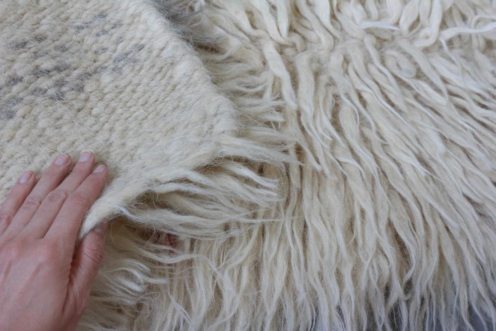 Ръчно тъкани килими.