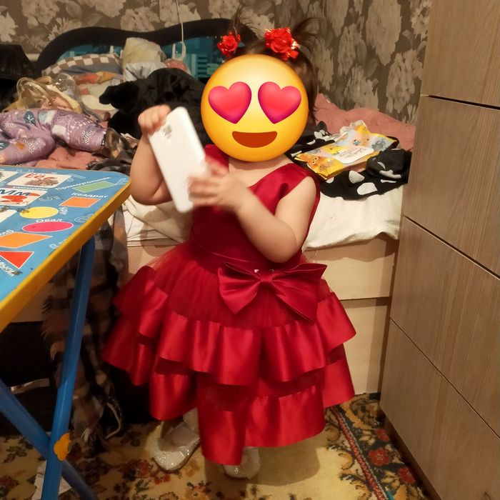 Платье на девочку