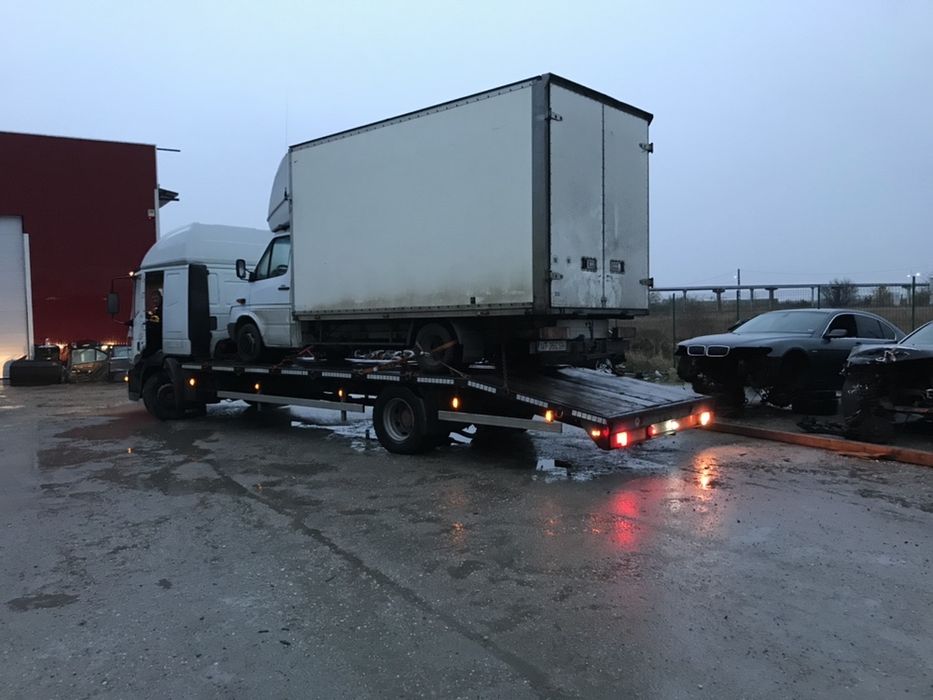 Transport cu trailer si platforma