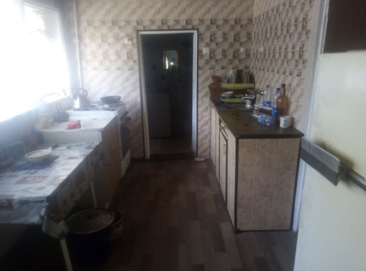 Продаётся 4х комнатный дом в районе Светлячка, напротив отдел охраны
