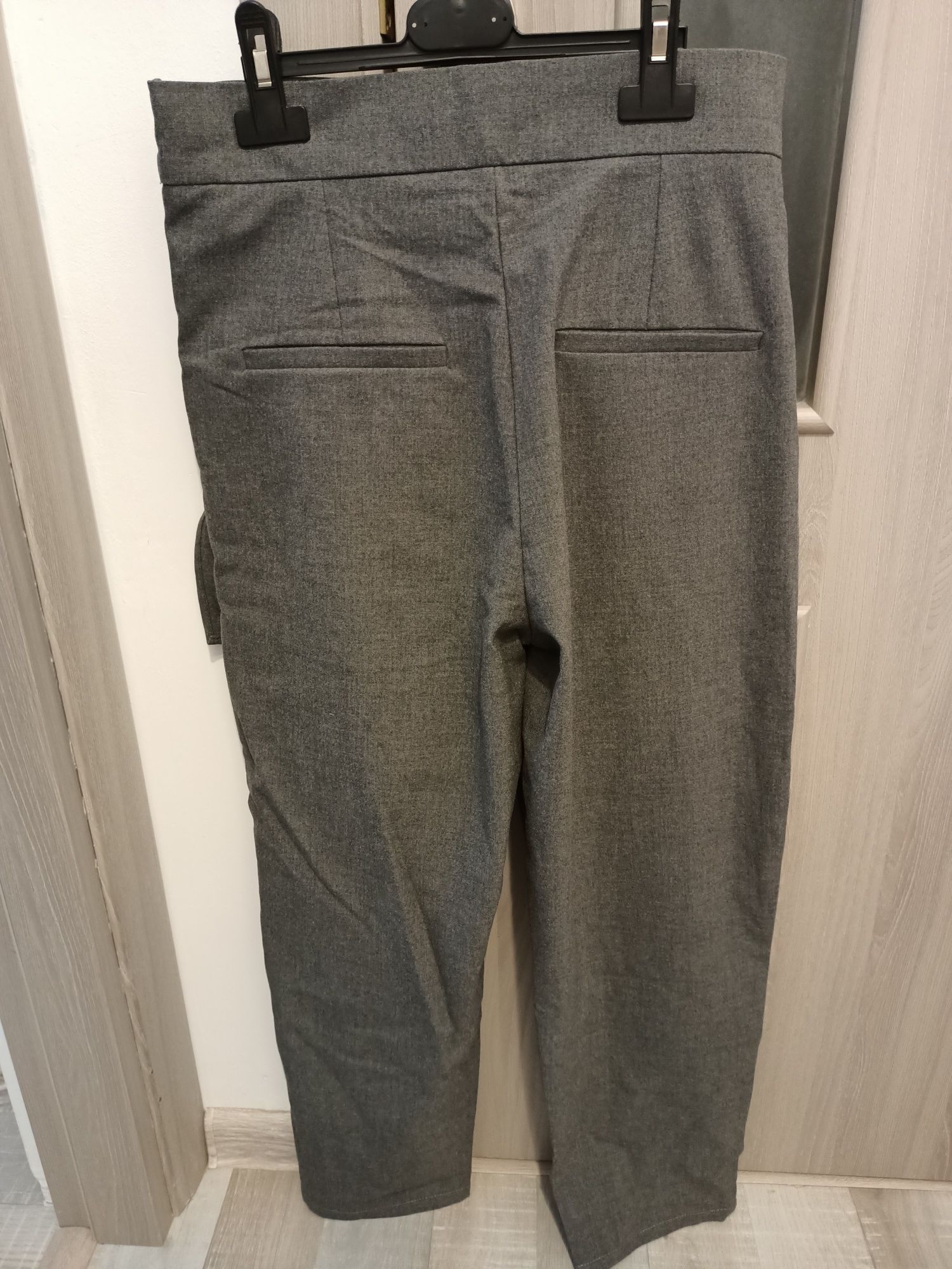 Pantaloni dama pull & bear