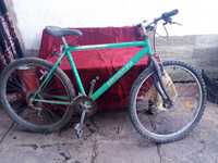 Употребяван туристически италиански велосипед "БИЯНЧИ"