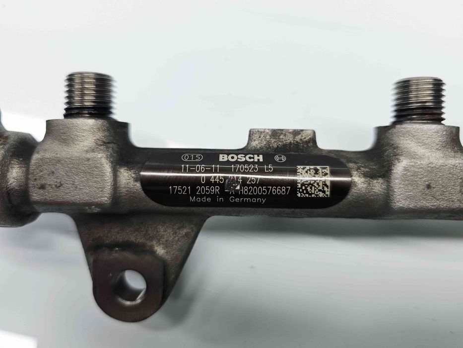 Rampa injectoare Renault Megane 3 (B95) [Fabr 2008-2016] 175212059R 1.