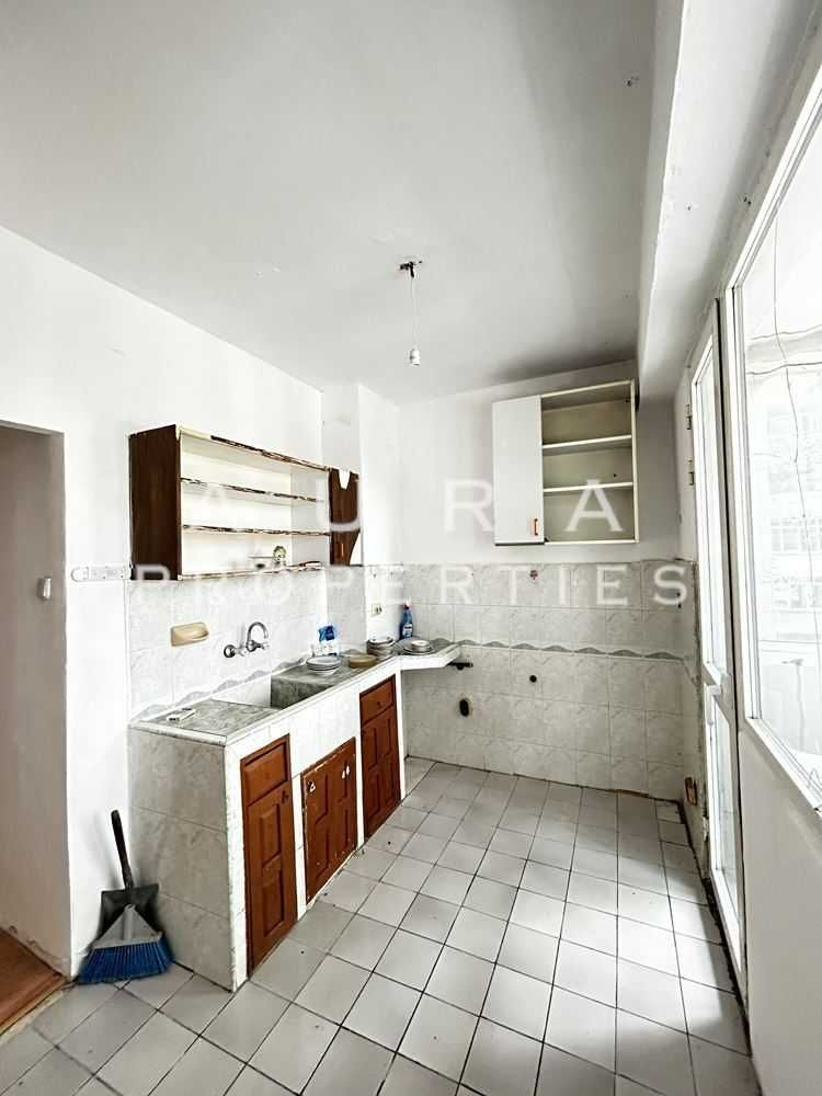 Продава се Двустаен апартамент в Разград, Орел - 62 кв.м за 1029 €/кв.м - Снимка #6