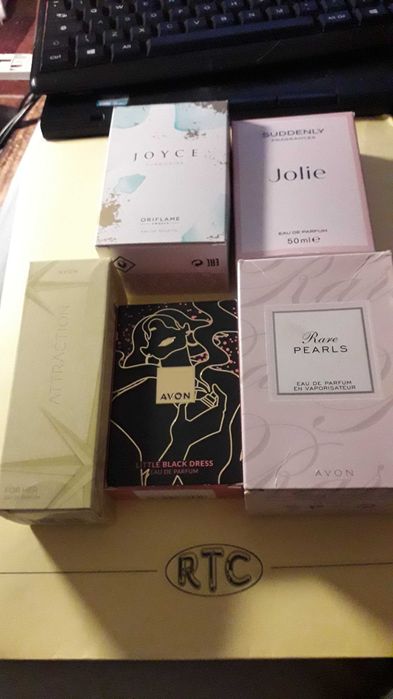 EDT G.Vanderbilt mov 100ml+5EDP dela AVON,Oriflame50ml NOI