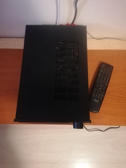 Amplituner, sistem audioTEAC.