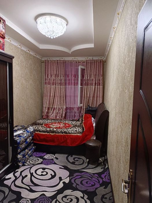 Чилонзор 20 кварталда 2 хона 3 чи этаж тарцевая квартирам сотаман балк