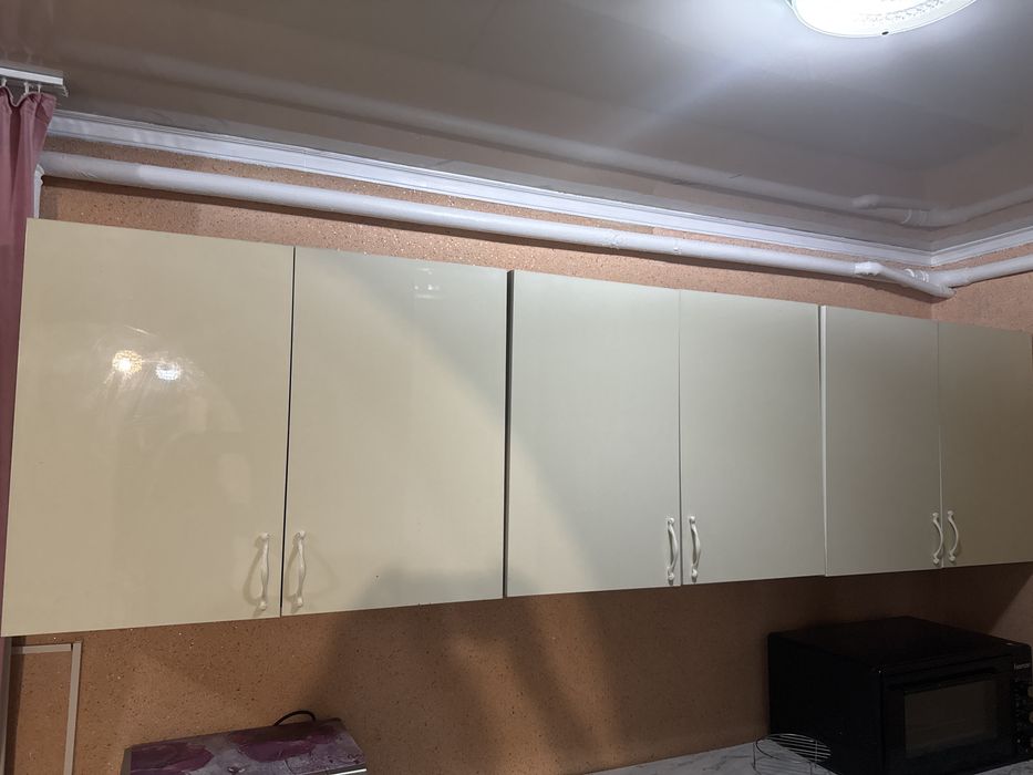 Продаю шкафы срочно только верхние