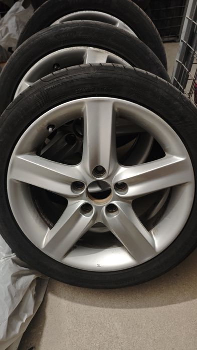 Vând jante honda r17