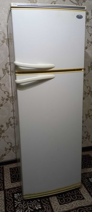 Продаю свой холодильник Атлант.