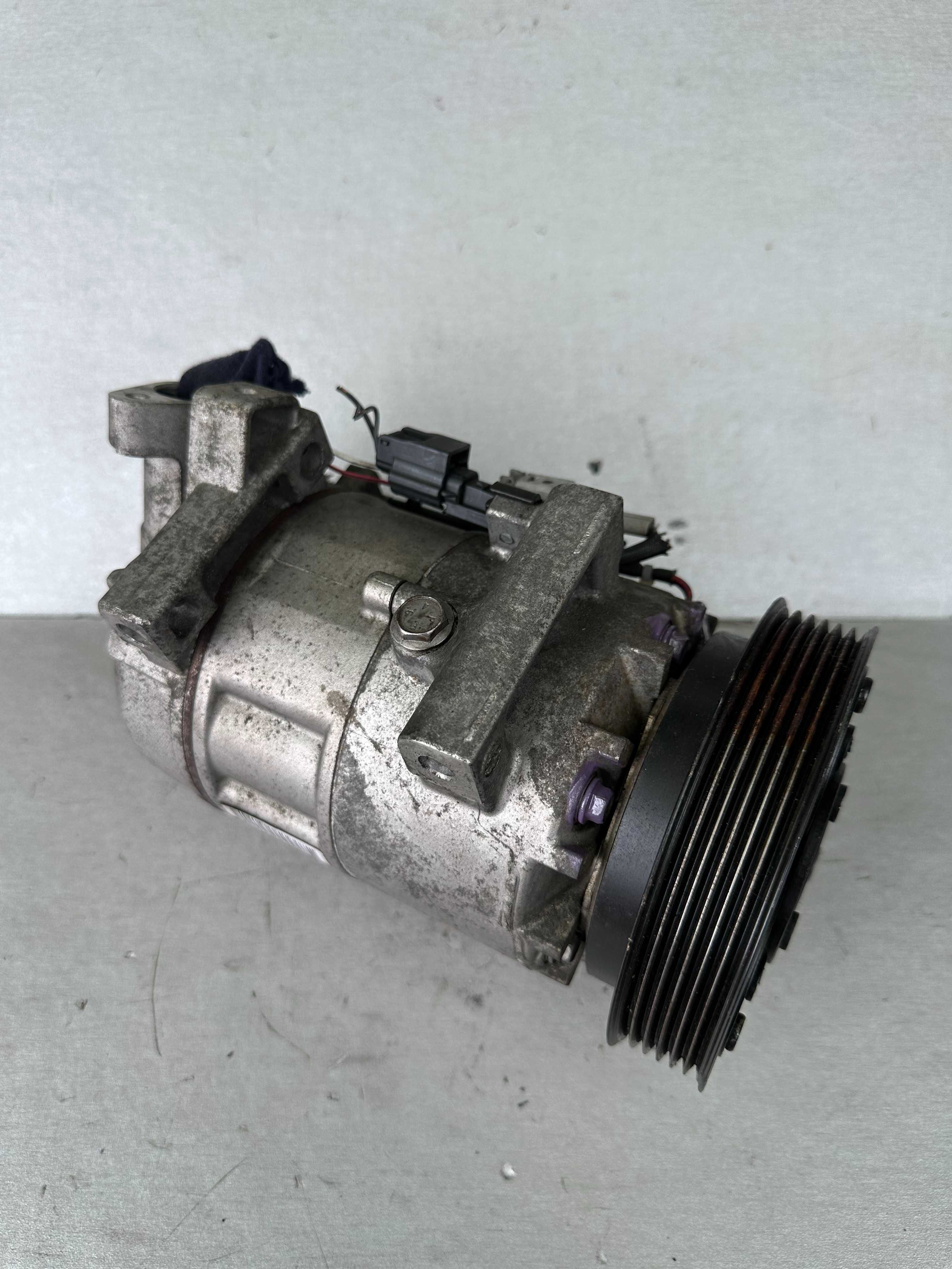 Compresor Clima Renault Clio 4 1.5 DCI 926002352R Dacia Dokker
