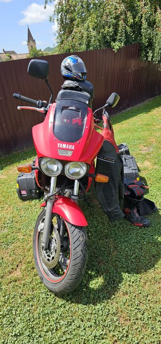 Vând Yamaha TDM 850 + echipament +2rânduri de TOPCase.accept variante.