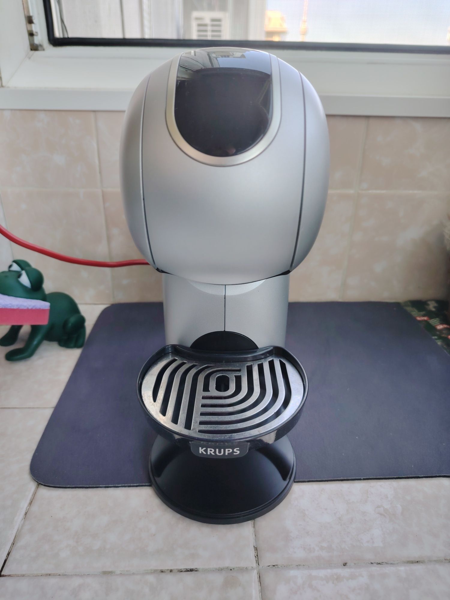 Кафемашина Dolce Gusto GENIO S TOUCH