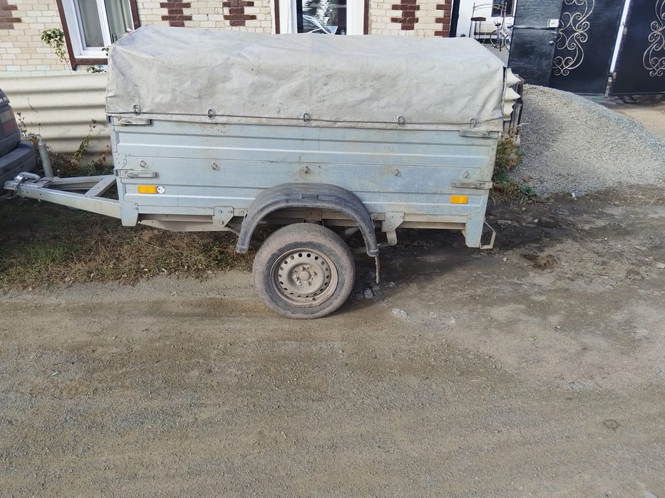 Автомобильный прицеп
