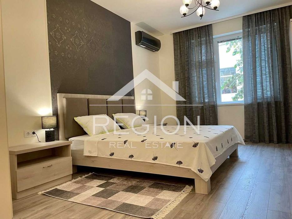 Дава се под наем Тристаен апартамент в Варна, Център - 100 кв.м за 800 € - Снимка #11