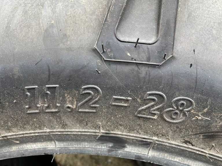 Cauciucuri noi 11.2-28 cu 8 pliuri marca BKT pentru tractor spate