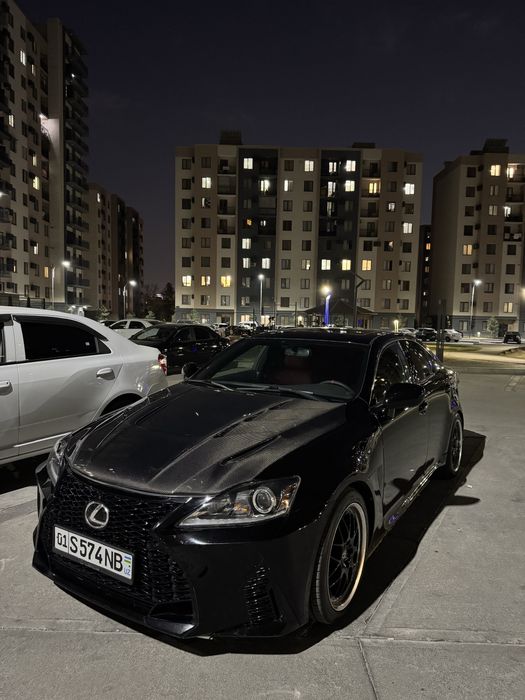 Lexus is 300  Raketa