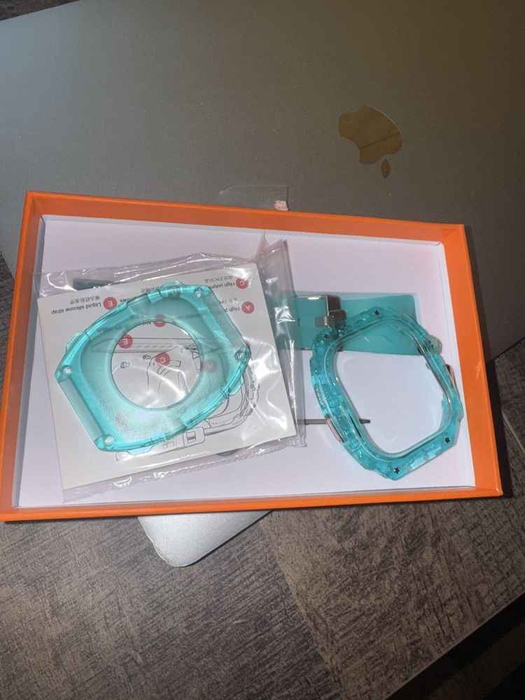 Луксозен защитен калъф с каишка за Apple Watch Ultra 49mm