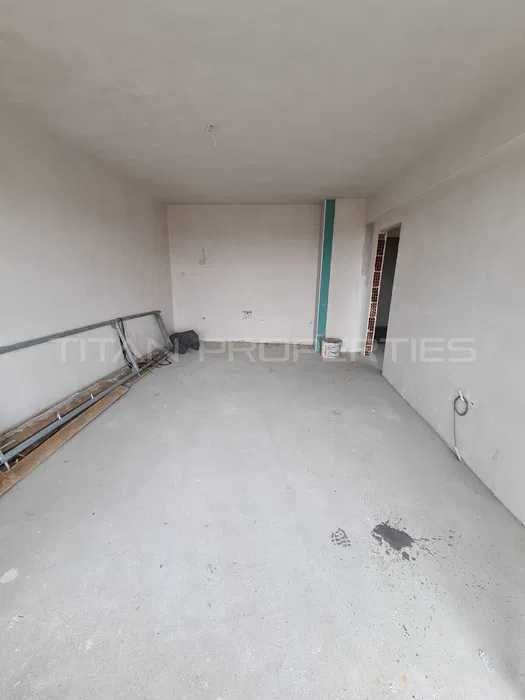 Продава се Двустаен апартамент в Пловдив, Тракия - 61 кв.м за 1205 €/кв.м - Снимка #1