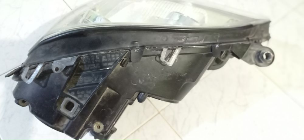 Ляв фар за Mercedes Ml w164