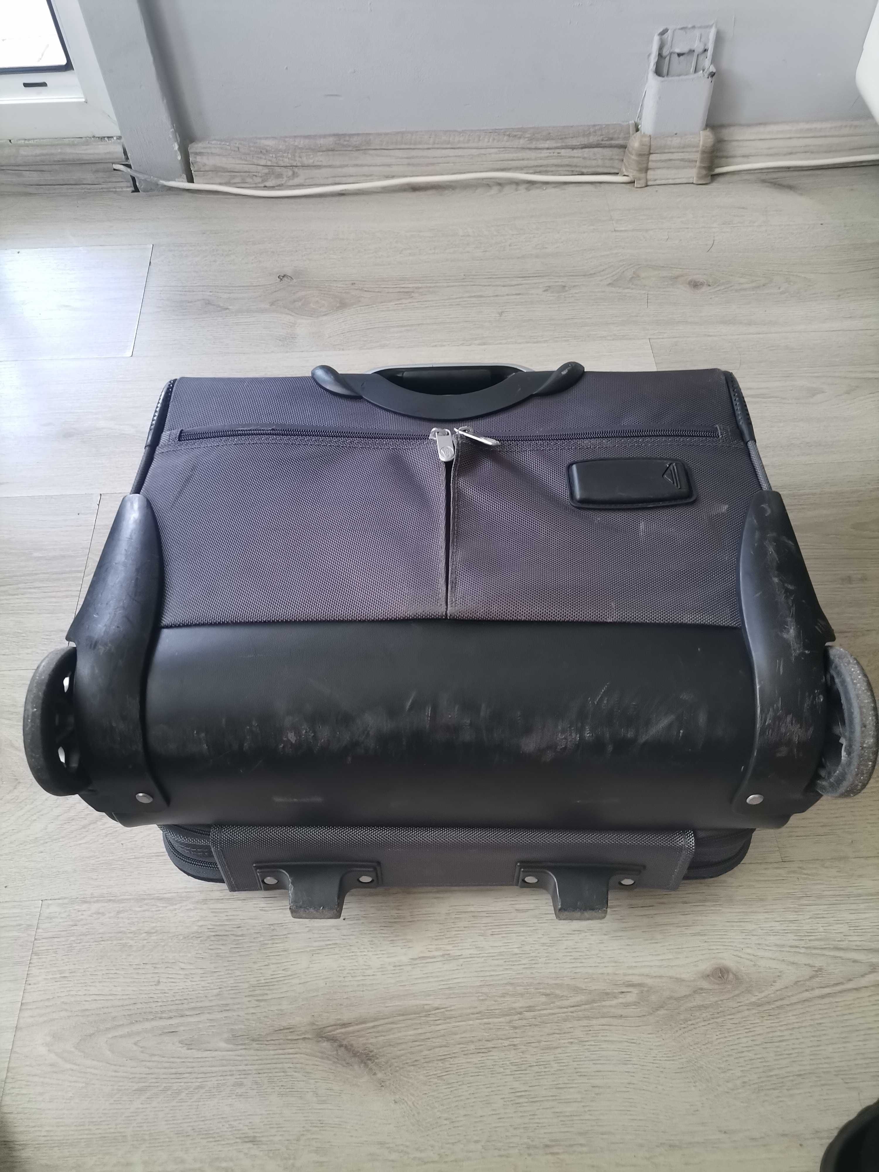 Чанта за ръчен багаж american tourister