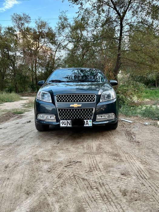 Nexia 3 mexanika sotiladi