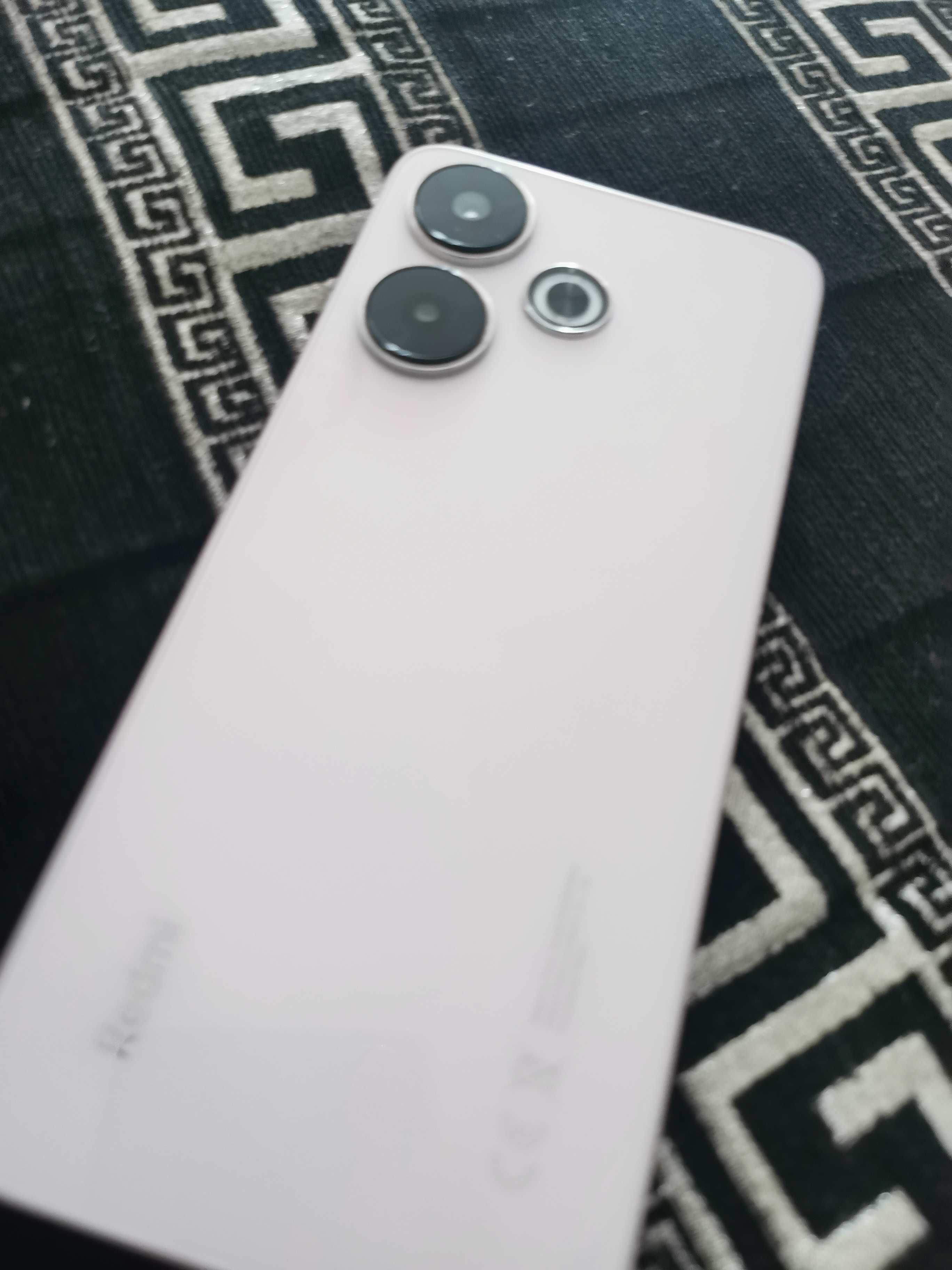 Redmi 13 НОВ!! Уникален +кутия и зарядно