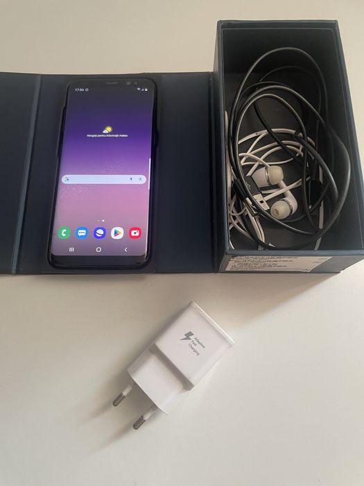Vand doua Samsung-ur galaxy s8 64gb ful box, CITITI DESCRIEREA
