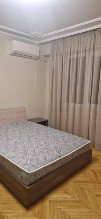 Дава се под наем Двустаен апартамент в Бургас, Славейков - 59 кв.м за 382.5 € - Снимка #3