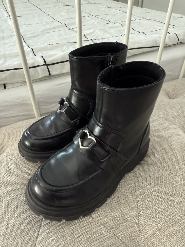 Детски боти ZARA